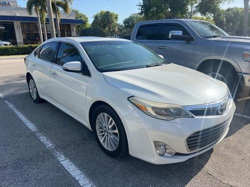 2014 Toyota Avalon Hybrid XLE Premium