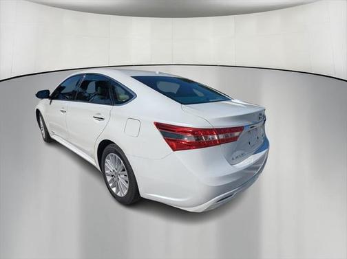 2014 Toyota Avalon Hybrid XLE Premium