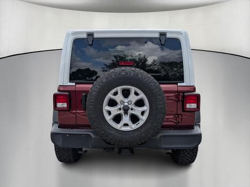 2021 Jeep Wrangler Unlimited Islander 4x4