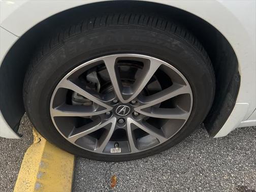 2017 Acura TLX V6 w/Advance Package