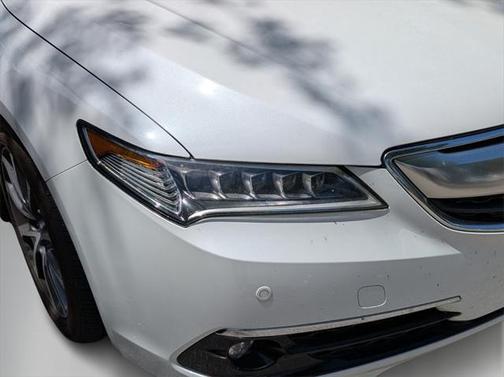 2017 Acura TLX V6 w/Advance Package