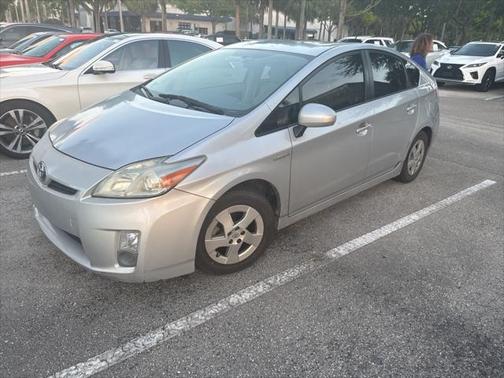 2010 Toyota Prius III