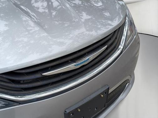 2019 Chrysler Pacifica Hybrid Touring Plus