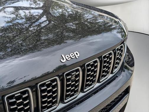 2022 Jeep Grand Cherokee L Summit Reserve