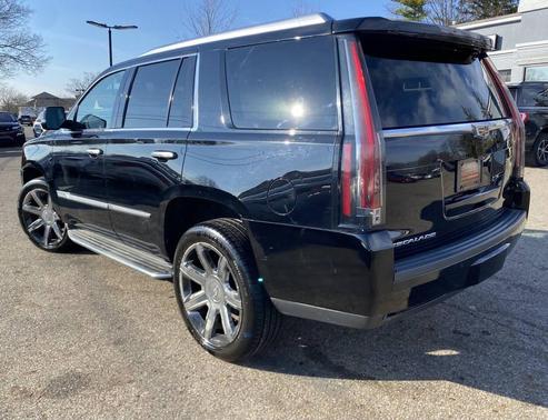 2016 Cadillac Escalade Luxury