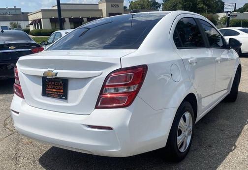 2020 Chevrolet Sonic FWD Sedan LS