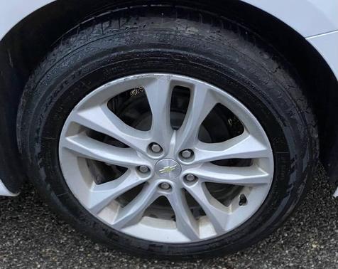 2017 Chevrolet Malibu 1LT