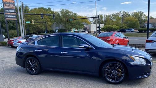 2014 Nissan Maxima SV
