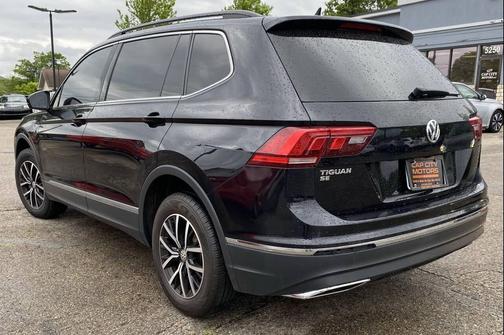 2021 Volkswagen Tiguan 2.0T SE R-Line Black