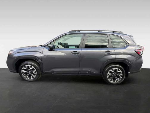 Magnetite Gray Metallic 2026 Subaru Forester Premium