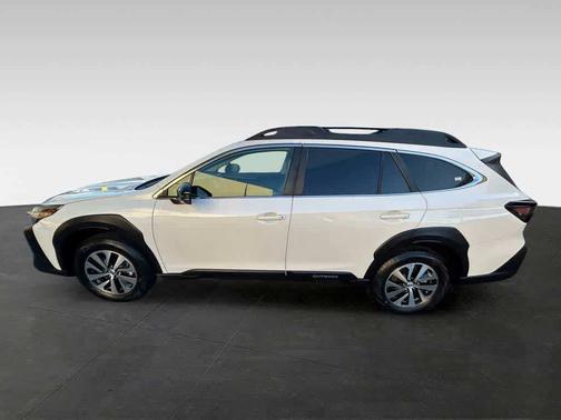 Crystal White Pearl 2023 Subaru Outback Premium