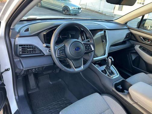 Crystal White Pearl 2023 Subaru Outback Premium