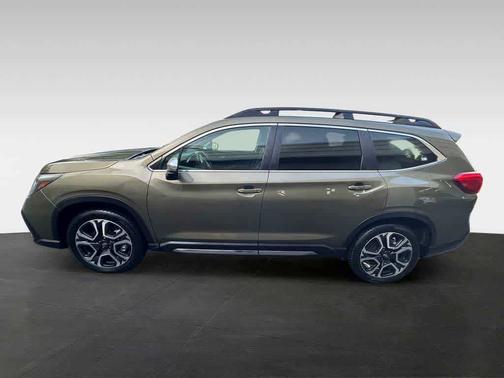 Autumn Green Metallic 2023 Subaru Ascent Limited