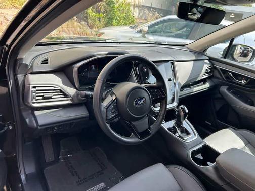 Crystal Black Silica 2025 Subaru Outback Onyx Edition
