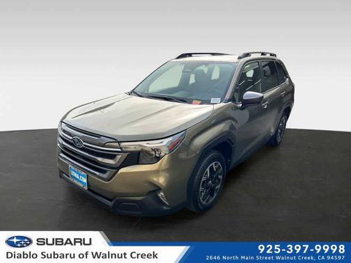Autumn Green Metallic 2025 Subaru Forester Premium