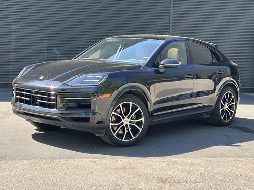 Chromite Black Metallic 2026 Porsche Cayenne Cayenne