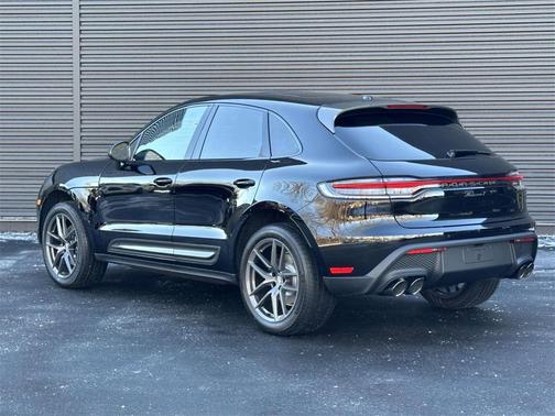 2026 Porsche Macan 