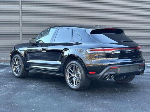 2026 Porsche Macan 