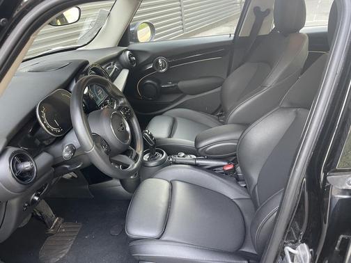 2023 MINI Hardtop Cooper S