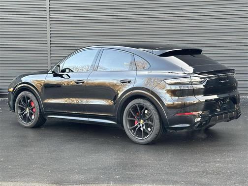 2022 Porsche Cayenne GTS