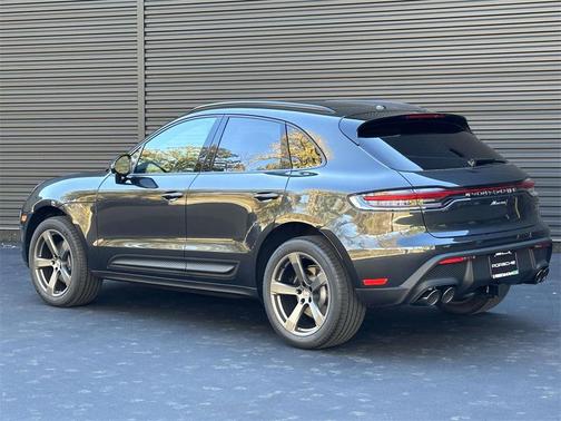 2026 Porsche Macan 