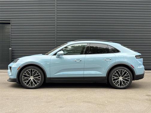 2024 Porsche Macan 4