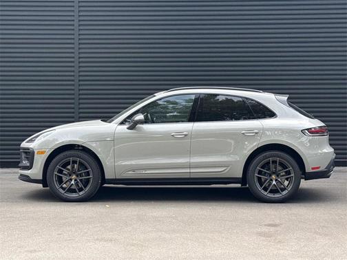 2025 Porsche Macan