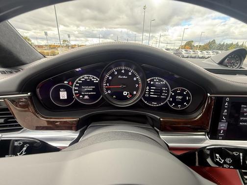 2020 Porsche Panamera Turbo Executive