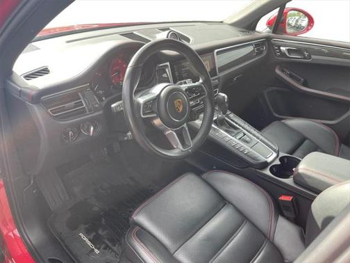 2021 Porsche Macan GTS