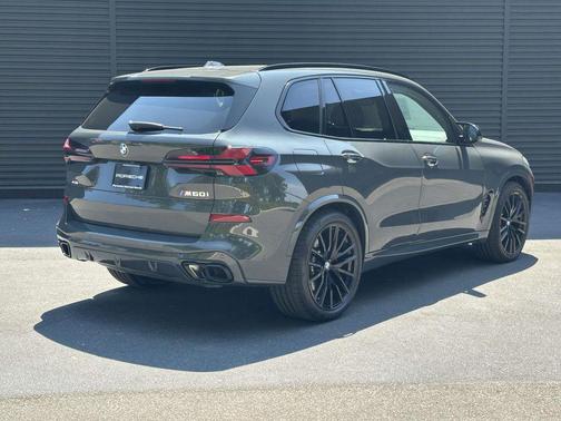 Dravit Grey Metallic 2024 BMW X5 M60i
