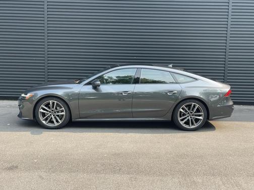 2022 Audi A7 55 Prestige