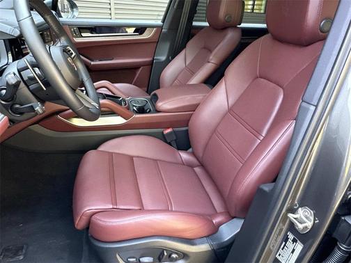 2025 Porsche Cayenne Cayenne
