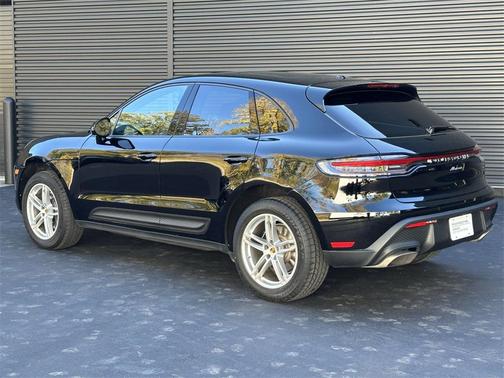 2025 Porsche Macan