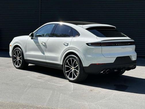 White 2026 Porsche Cayenne Cayenne