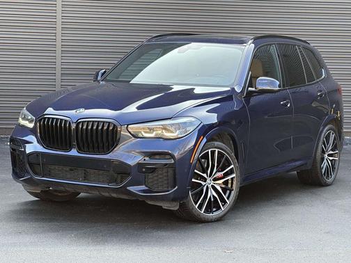 Tanzanite Blue II Metallic 2023 BMW X5 M50i