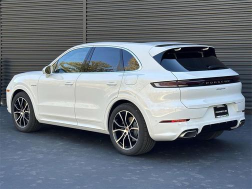 2026 Porsche Cayenne Cayenne