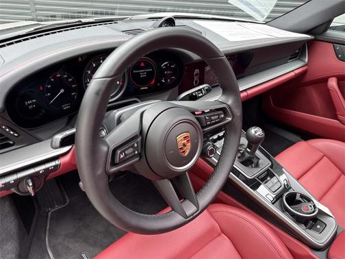 2024 Porsche 911 Carrera S