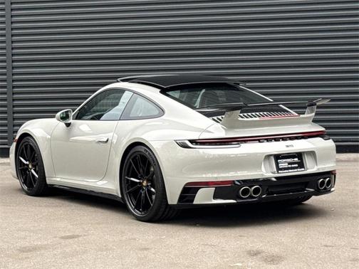 2024 Porsche 911 Carrera S