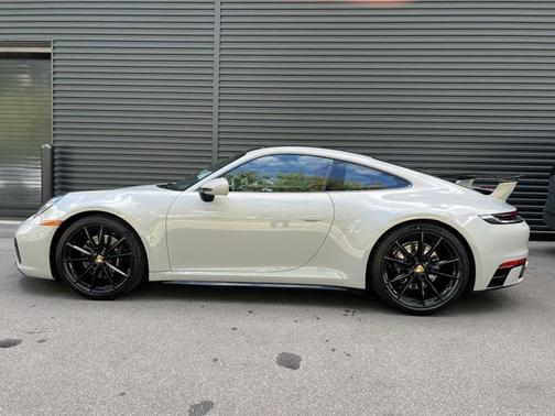 2024 Porsche 911 Carrera S
