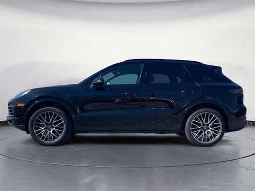 2022 Porsche Cayenne