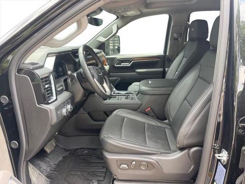2025 GMC Sierra 2500 Denali