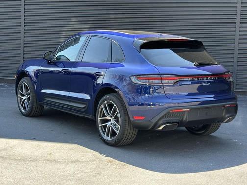 2026 Porsche Macan Macan