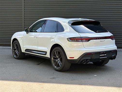 2023 Porsche Macan T