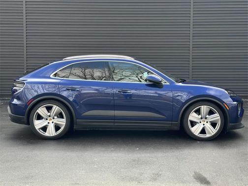 2024 Porsche Macan 4