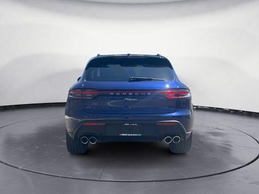 2024 Porsche Macan Base