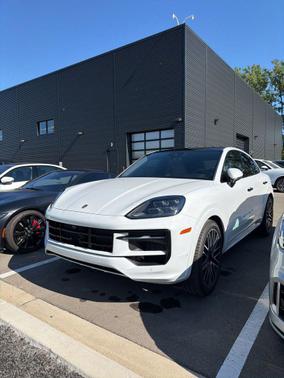 White 2025 Porsche Cayenne S