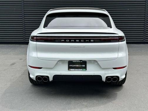 White 2025 Porsche Cayenne S