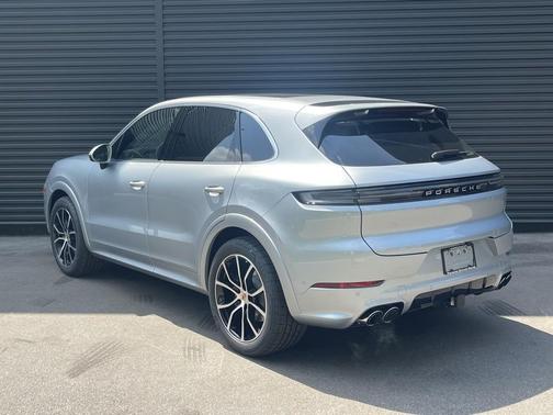 2025 Porsche Cayenne Cayenne
