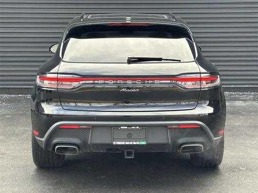 2025 Porsche Macan 
