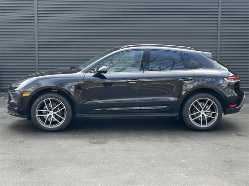 2025 Porsche Macan 